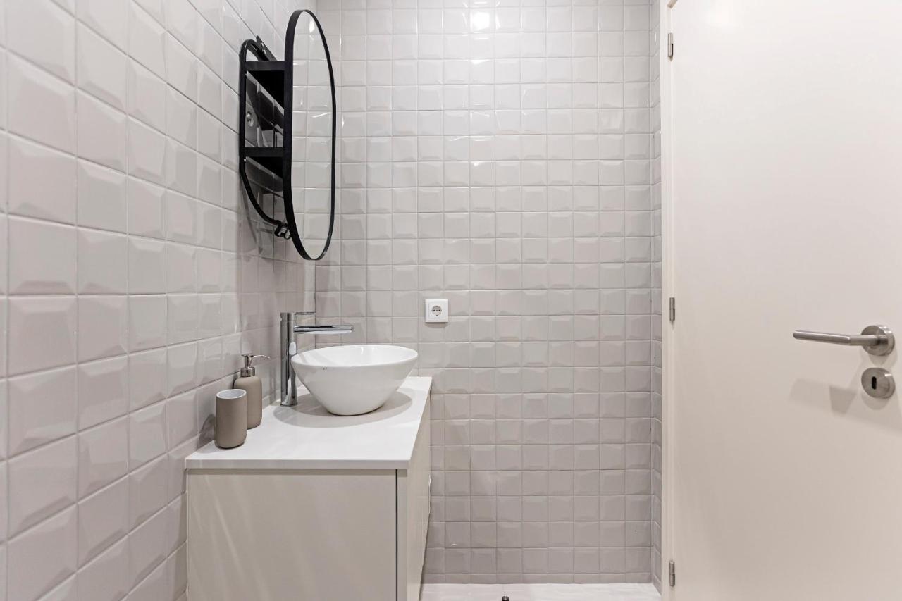31 Janeiro 157 - Charming 1Br Flat W/ Ac & Balcony By Lovelystay Porto Kültér fotó